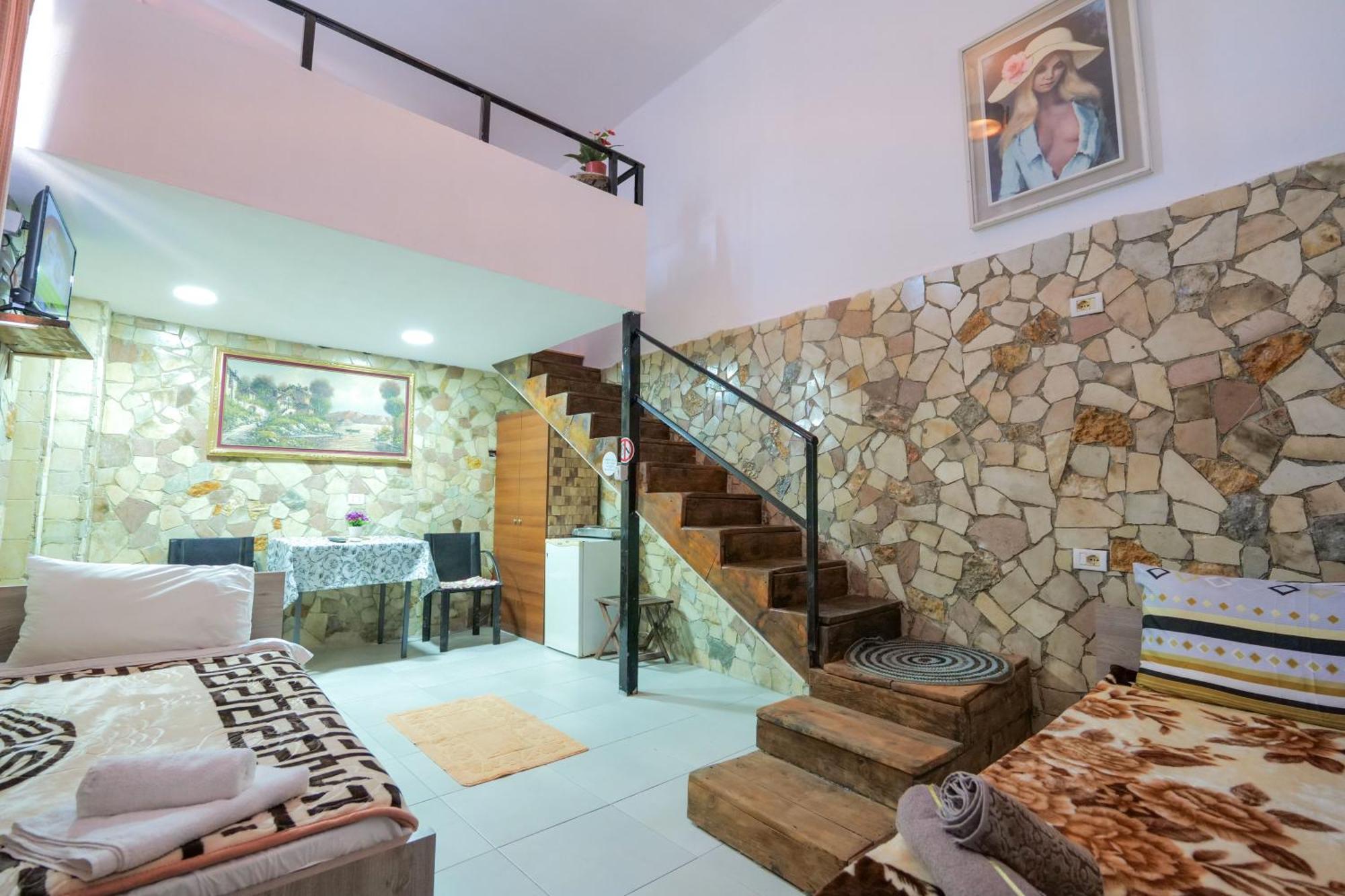 Garden Villa Lake Side & Glamping Ksamil Exteriér fotografie